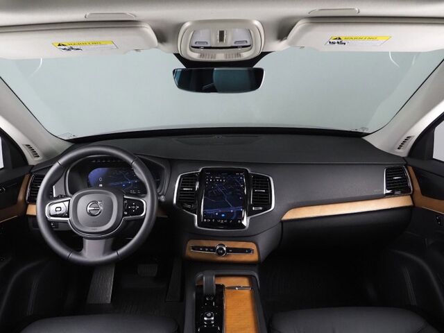 2024 Volvo XC90 Recharge T8 eAWD Plug-In Hybrid Plus *NAVIGATION, ADAPTIVE CRUISE, SAFETY ALERTS, 360 VIEW CAMERAS, PANORAMA MOONROOF, LEATHER, HEATED SEATS/STEERING, REMOTE START, 21 INCH WHEELS, HARMAN/KARDON, APPLE CARPLAY Round Rock TX