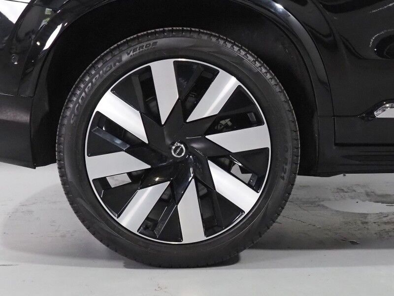 2024 Volvo XC90 Recharge T8 eAWD Plug-In Hybrid Plus *NAVIGATION, ADAPTIVE CRUISE, SAFETY ALERTS, 360 VIEW CAMERAS, PANORAMA MOONROOF, LEATHER, HEATED SEATS/STEERING, REMOTE START, 21 INCH WHEELS, HARMAN/KARDON, APPLE CARPLAY Round Rock TX