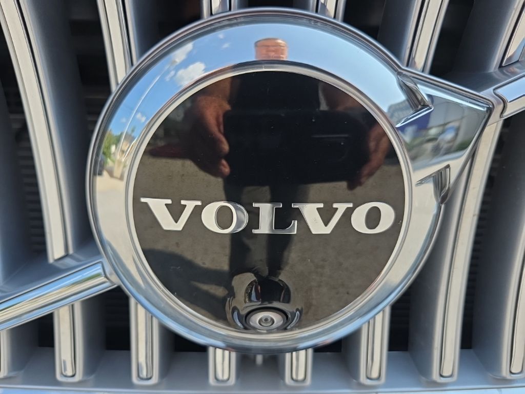 2024 Volvo XC90 Ultimate Hunt Valley MD