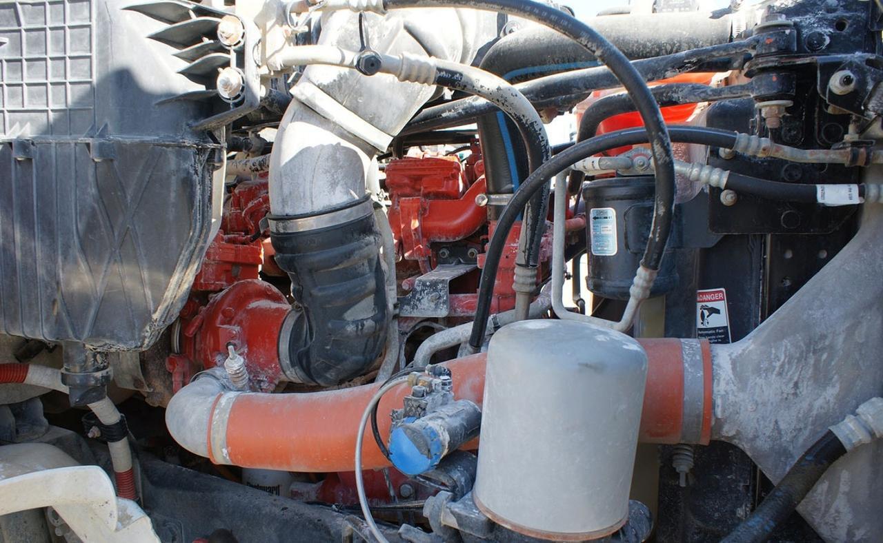 2024 Western Star 47X 60000 lbs Pac Mac Roll Off Truck Tampa FL