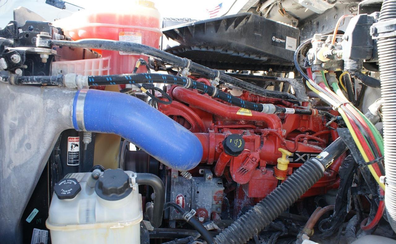 2024 Western Star 47X 60000 lbs Pac Mac Roll Off Truck Tampa FL