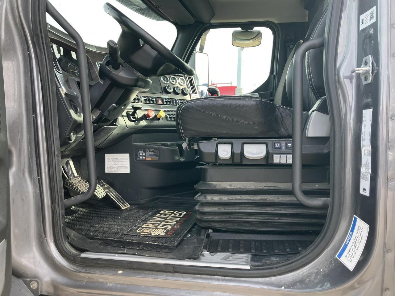 2024 Western Star 49X - image 10