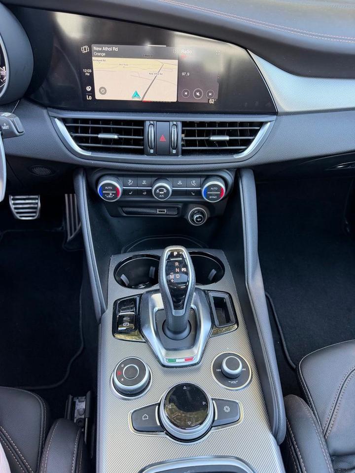 2025 Alfa Romeo Giulia Intensa Orange MA
