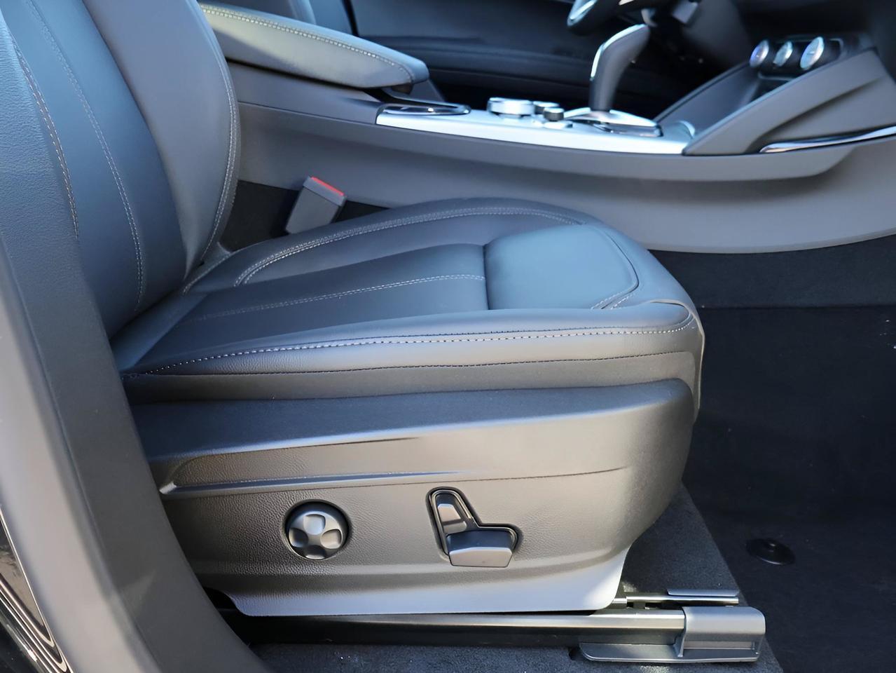 2025 Alfa Romeo Stelvio Base San Clemente CA