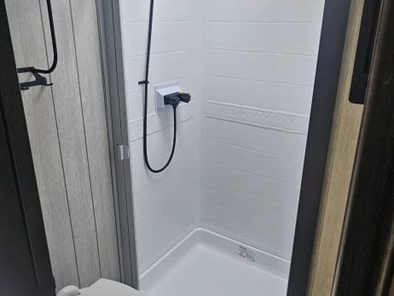 2025 Arctic Wolf Cherokee M-331BH Huntington UT