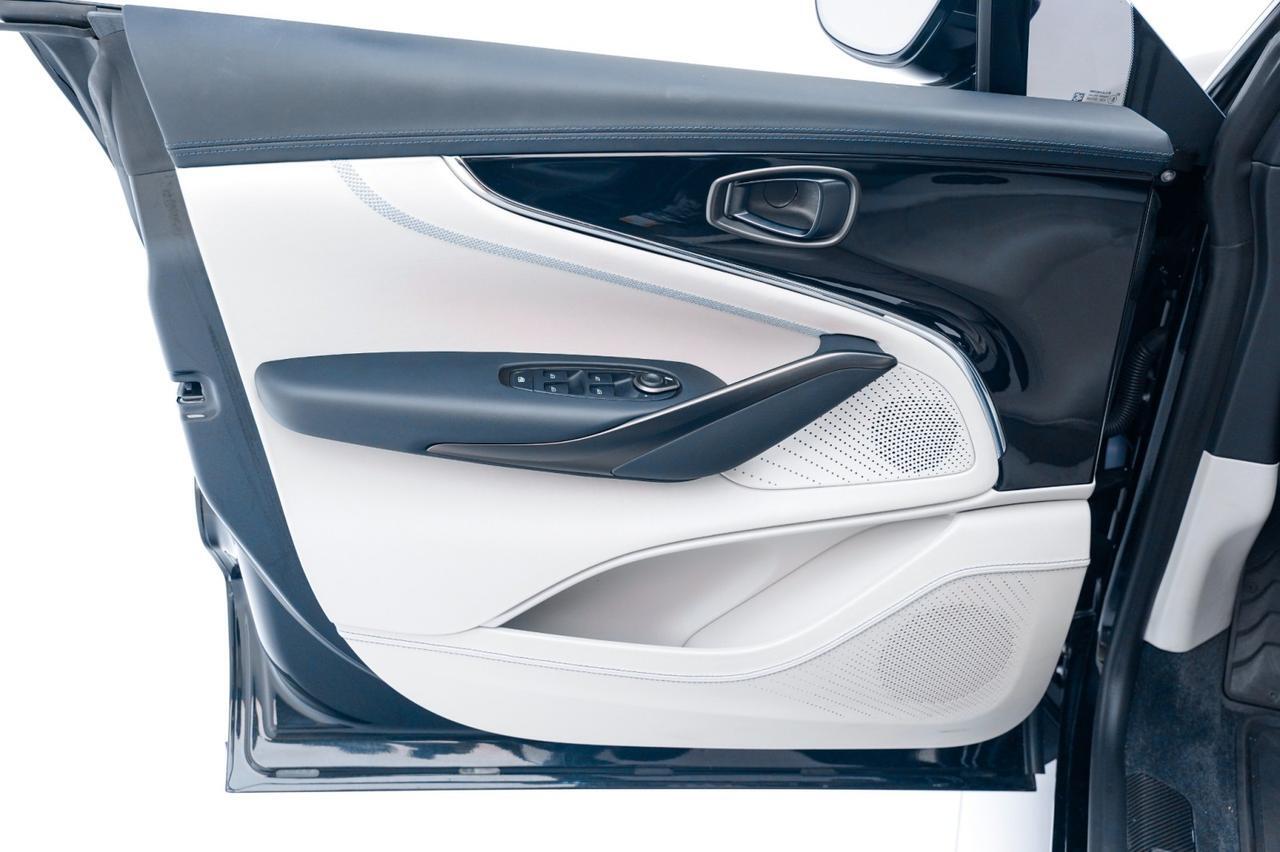 2025 Aston Martin DBX 707 Pompano Beach FL