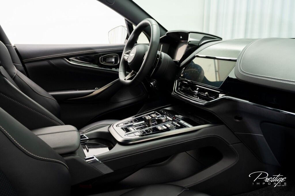 2025 Aston Martin DBX707 707 North Miami Beach FL