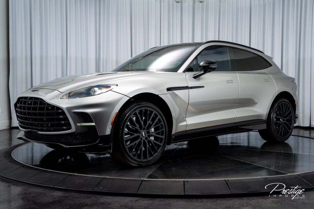 2025 Aston Martin DBX707 707 North Miami Beach FL