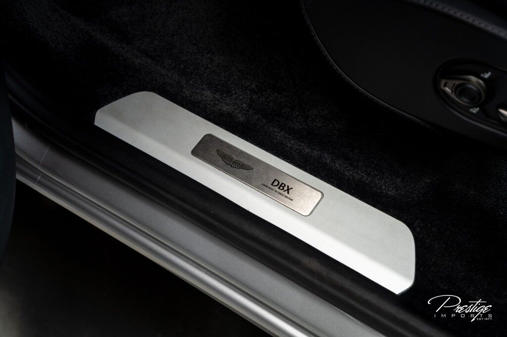 2025 Aston Martin DBX707 707 North Miami Beach FL