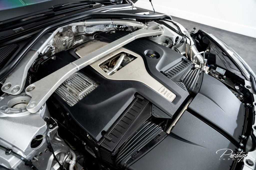 2025 Aston Martin DBX707 707 North Miami Beach FL