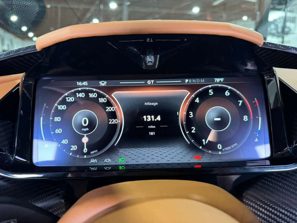2025 Aston Martin Vanquish Apple CarPlay Ultra, Magneto Bronze paint,Bowers & Wilkins audio,360 cam,carbon galore & MUCH MORE!! Fort Lauderdale FL