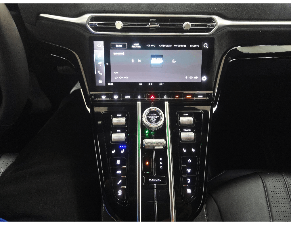 2025 Aston Martin Vantage Portland OR