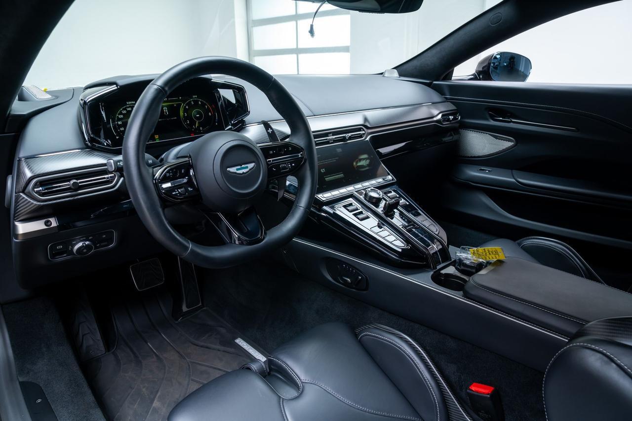 2025 Aston Martin Vantage Portland OR