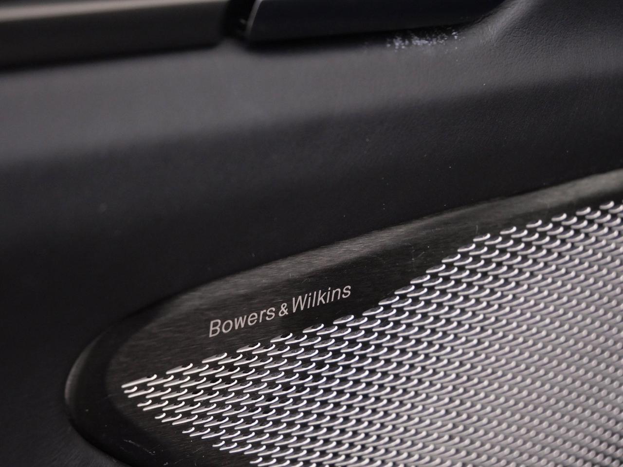 2025 Aston Martin Vantage Lawrence KS