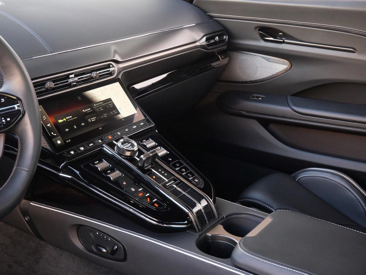 2025 Aston Martin Vantage Lawrence KS