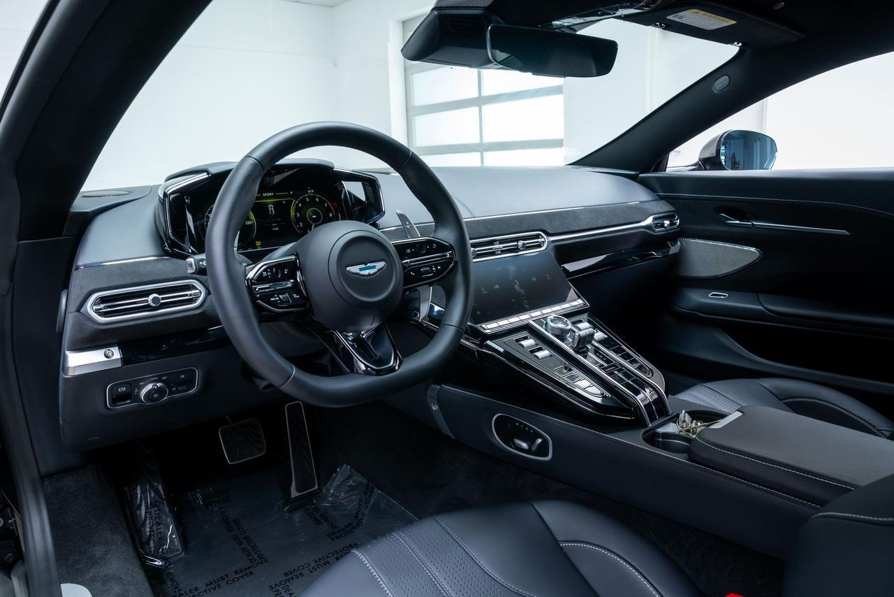 2025 Aston Martin Vantage 1 Owner Portland OR