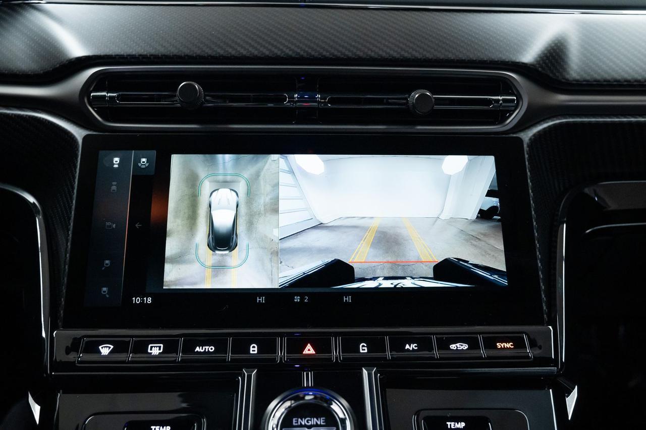 2025 Aston Martin Vantage Carbon Bucket Seats Carbon Roof Portland OR