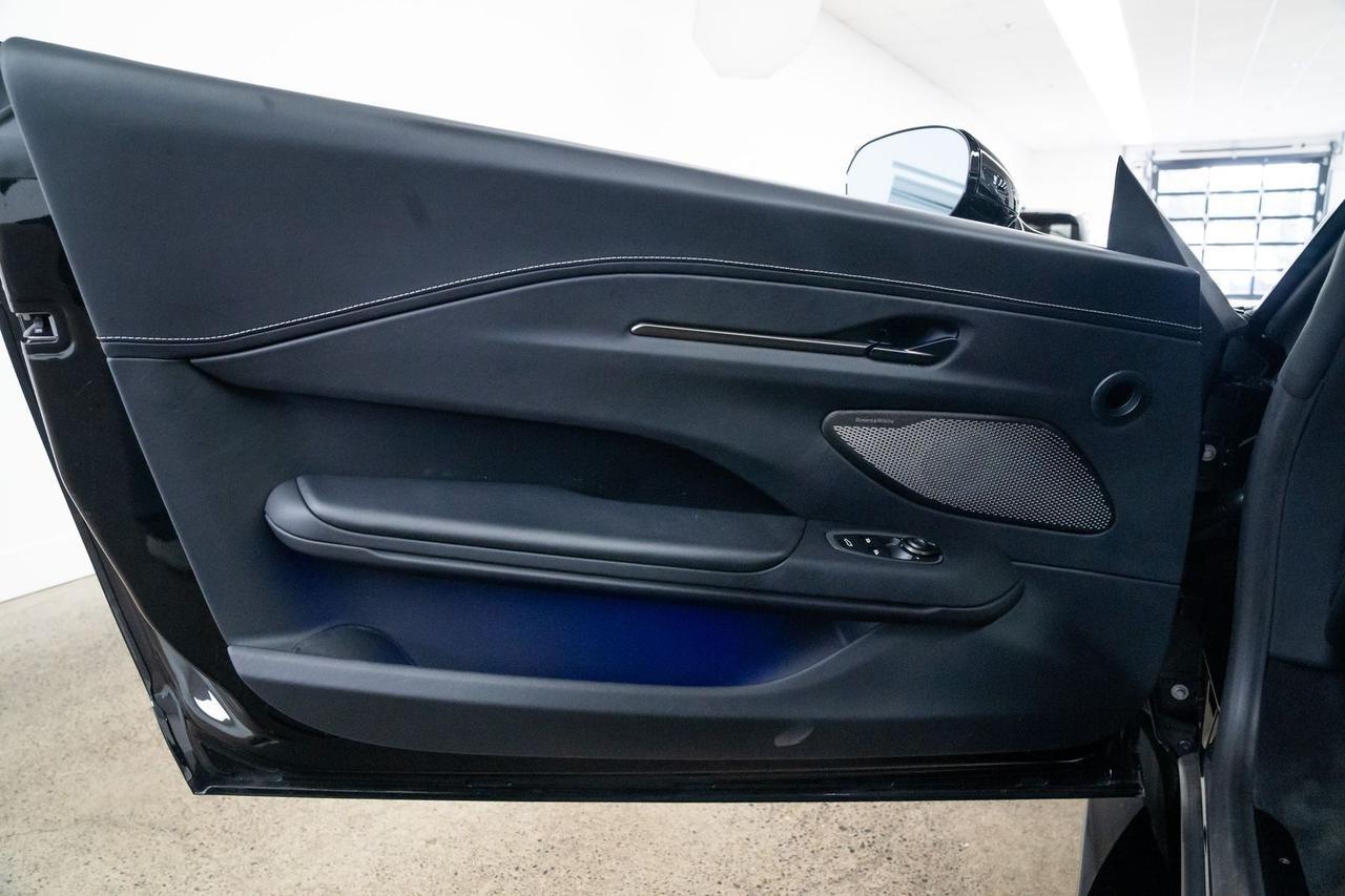 2025 Aston Martin Vantage Carbon Bucket Seats Carbon Roof Portland OR