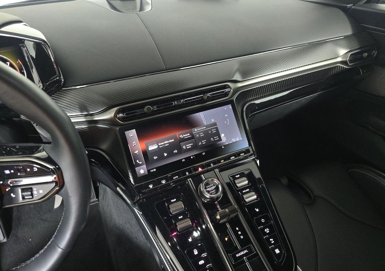 2025 Aston Martin Vantage Carbon Bucket Seats Carbon Roof Portland OR