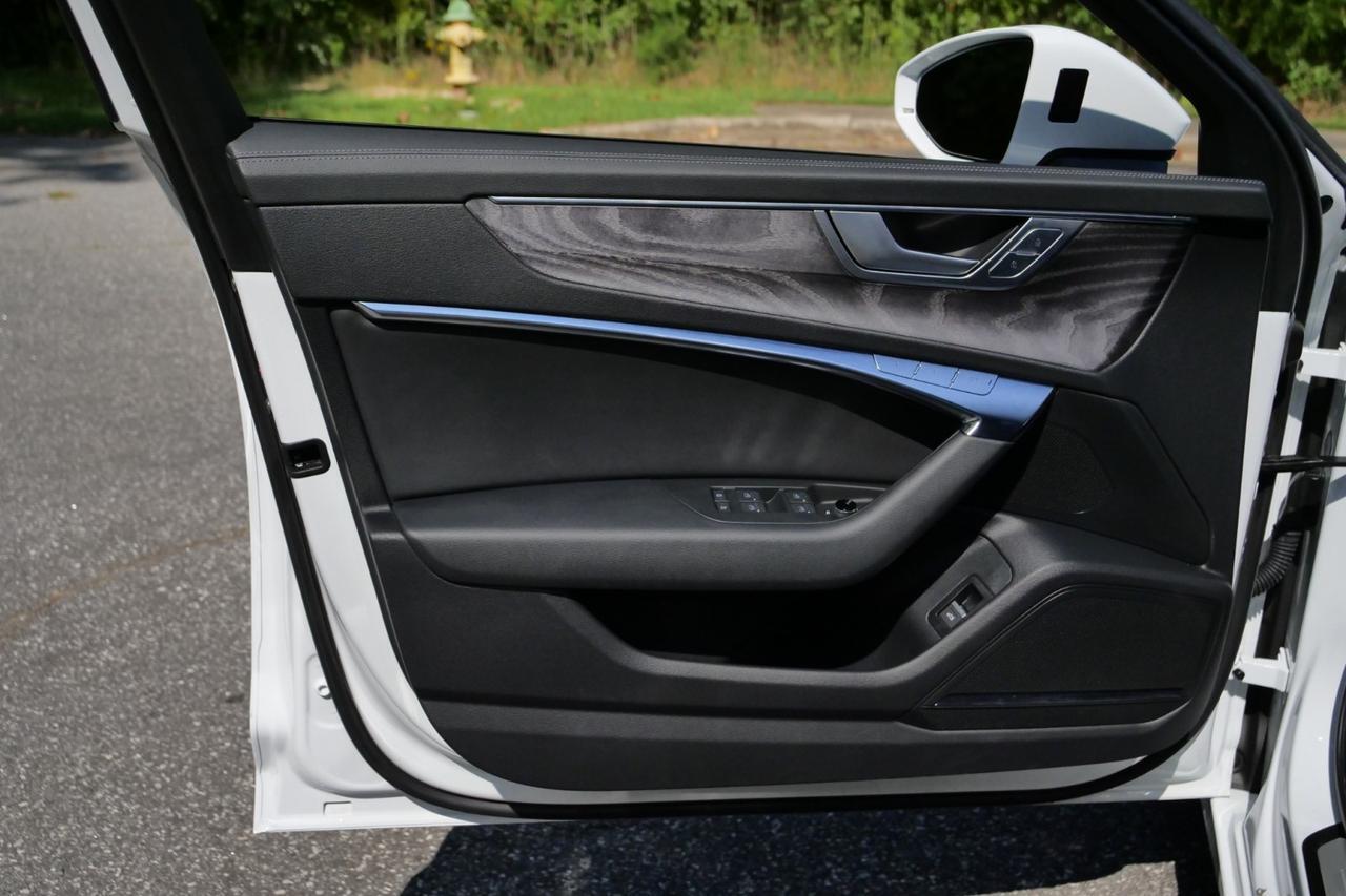 2025 Audi A6 Premium - Photo 28