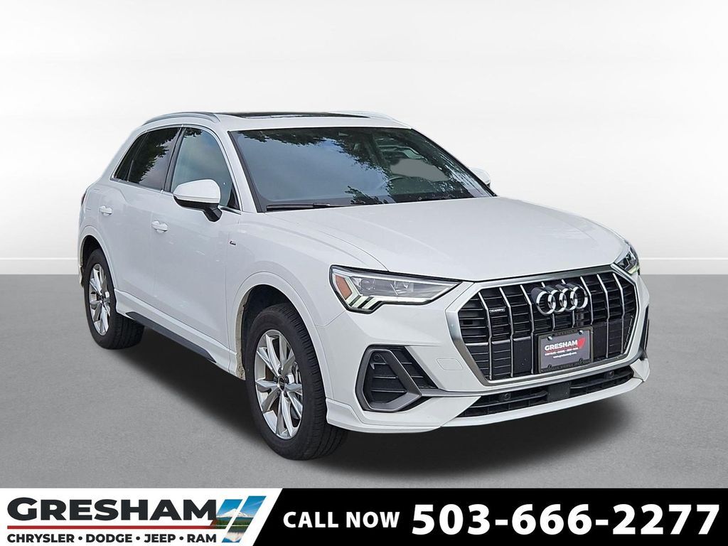 2025 Audi Q3 Premium