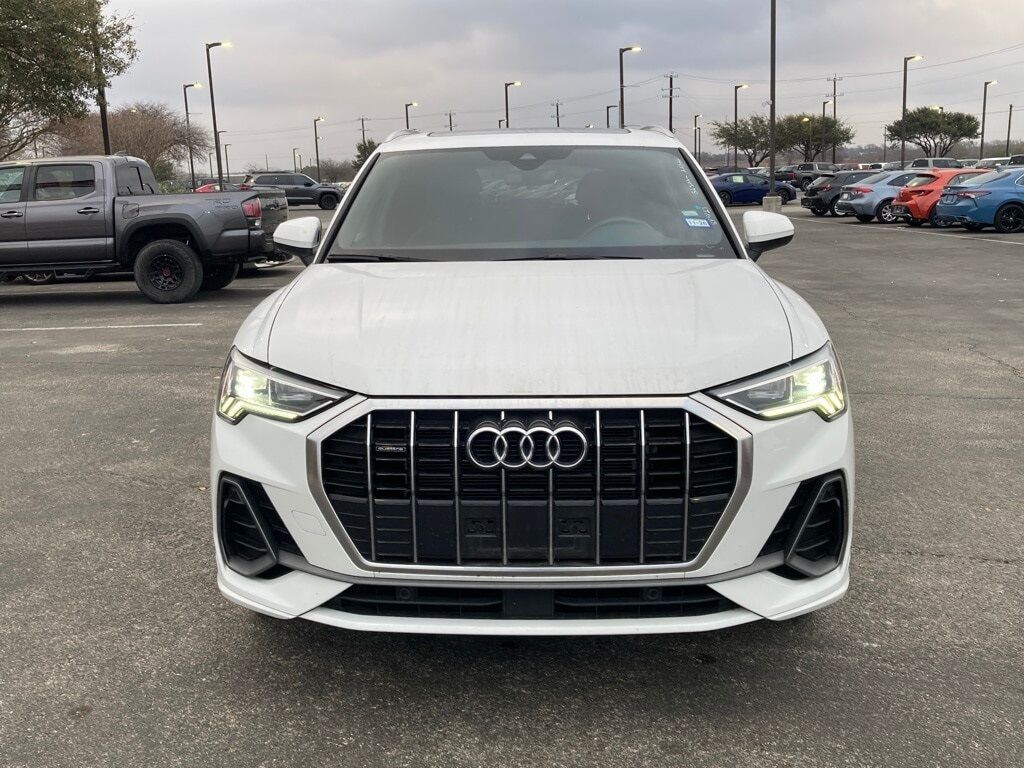 2025 Audi Q3 Premium