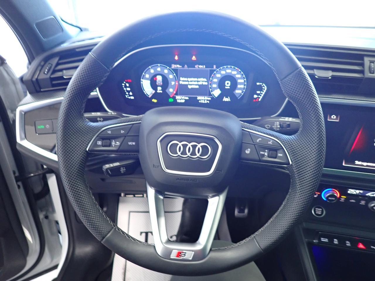 2025 Audi Q3 Progressiv 4WD LEATHER SUNROOF Listowel ON