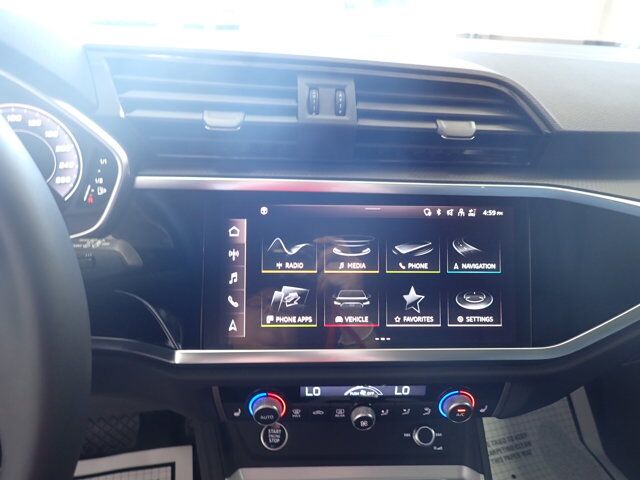 2025 Audi Q3 S LINE PREMIUM QUATTO LEATHER NAVI SUNROOF Listowel ON