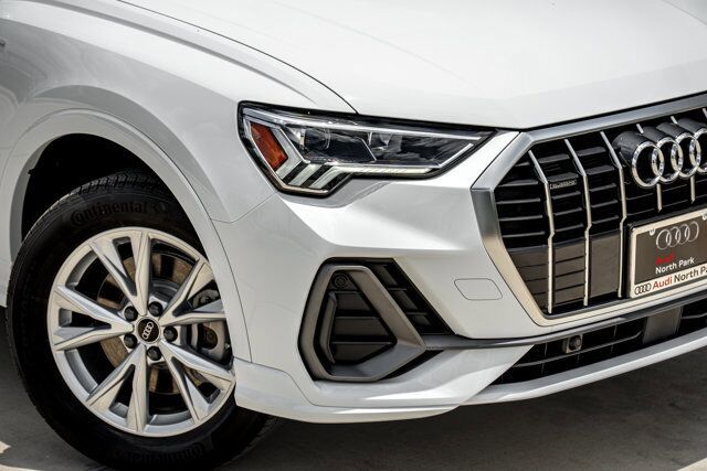 2025 Audi Q3 S line Premium