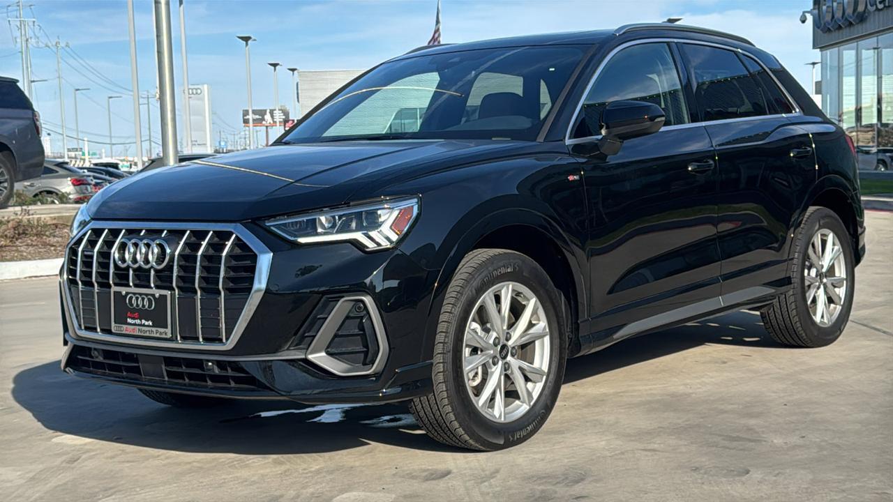 2025 Audi Q3 S line Premium