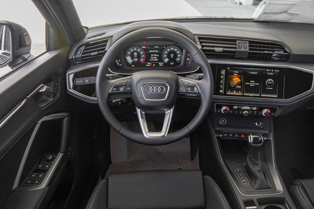 2025 Audi Q3 S line Premium  Selma TX