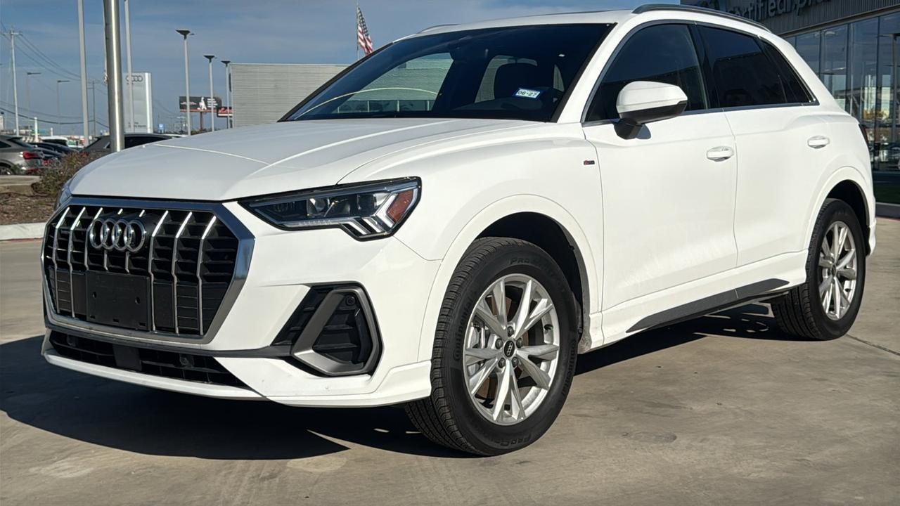 2025 Audi Q3 S line Premium