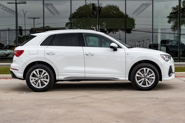 2025 Audi Q3 S line Premium  Selma TX