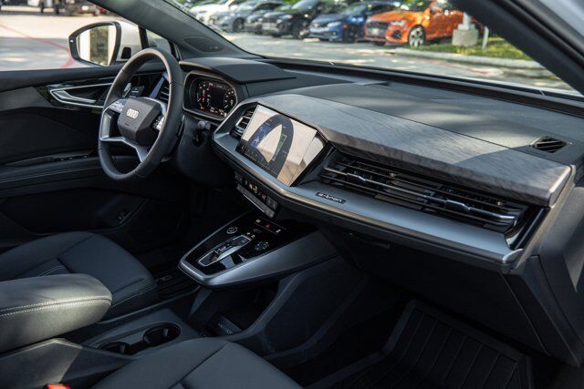 2025 Audi Q4 e-tron Premium Plus  Selma TX