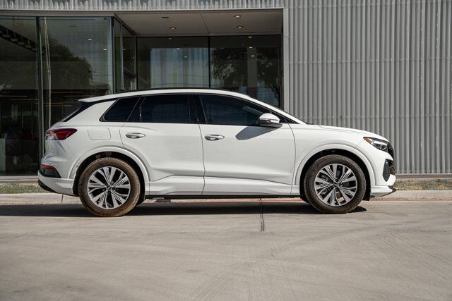 2025 Audi Q4 e-tron Premium Plus  Selma TX