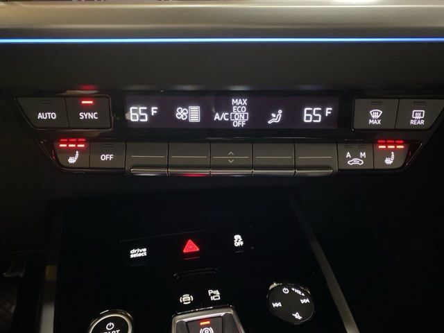 2025 Audi Q4 e-tron Premium Plus quattro Dallas TX