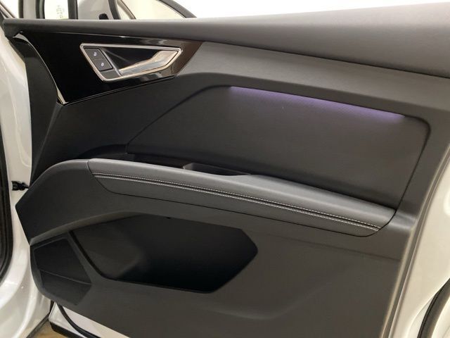 2025 Audi Q4 e-tron Premium Plus quattro Dallas TX