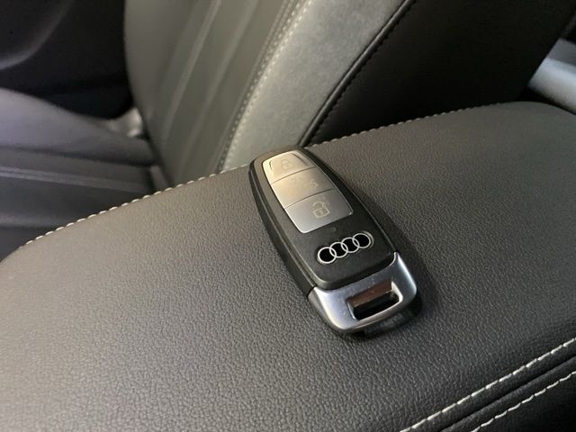 2025 Audi Q4 e-tron Premium Plus quattro Dallas TX