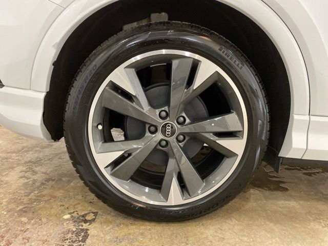 2025 Audi Q4 e-tron Premium Plus quattro Dallas TX
