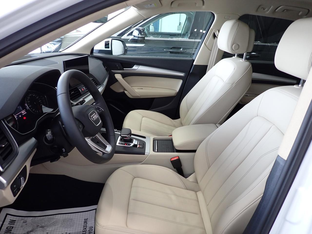 2025 Audi Q5 2.0T PREMIUM QUATTRO 4WD LEATHER  *HYBRID* Listowel ON