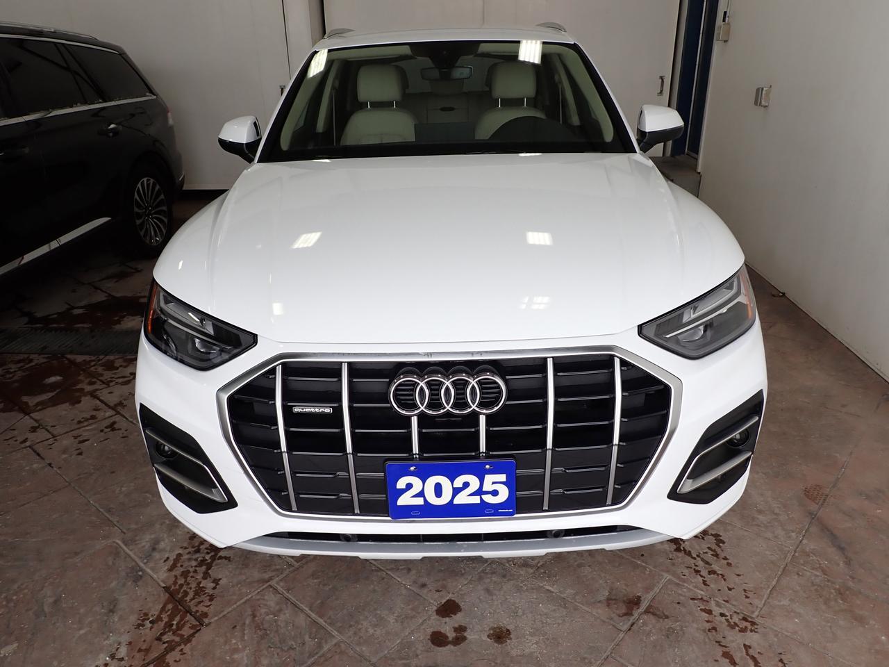 2025 Audi Q5 2.0T PREMIUM QUATTRO 4WD LEATHER  *HYBRID* Listowel ON