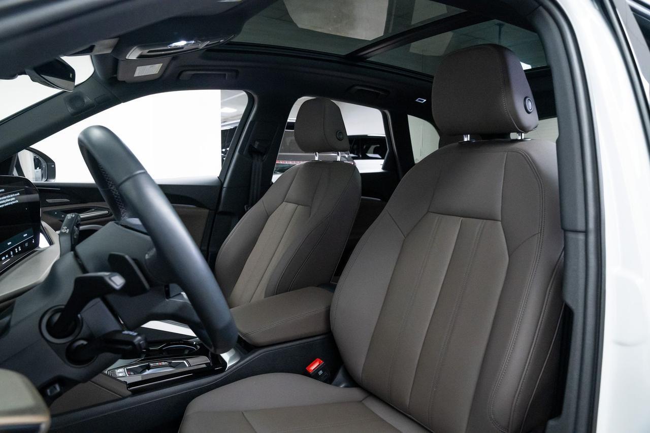 2025 Audi Q5 2.0T Premium Plus 1 Owner Bang &amp; Olufsen Sound Head-Up Display Portland OR