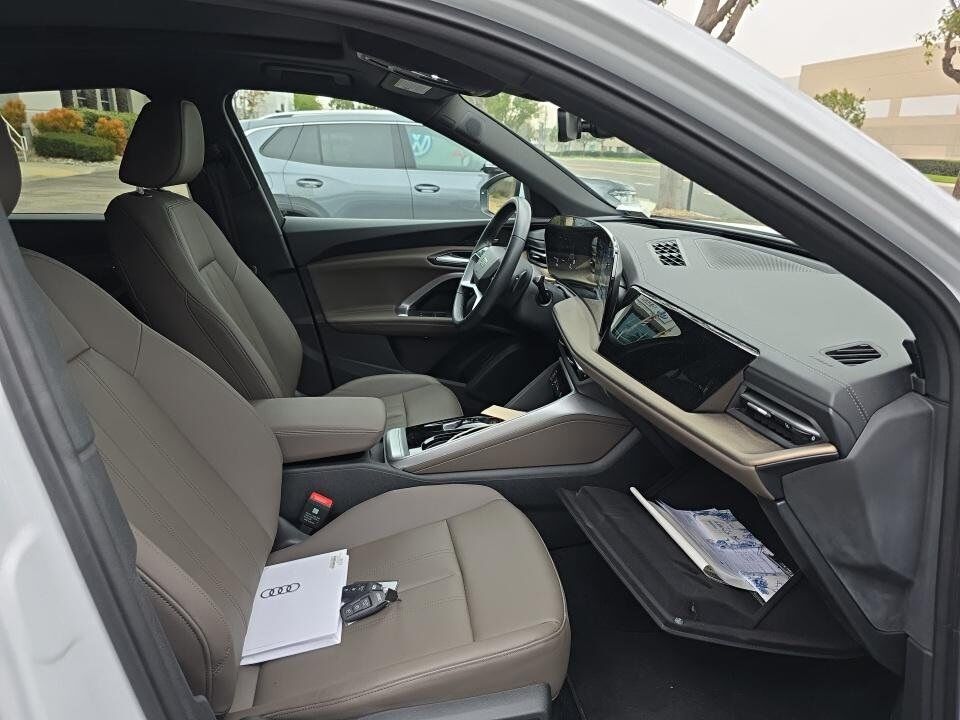 2025 Audi Q5 2.0T Premium Plus quattro Bang &amp; Olufsen Sound Head-Up Display Portland OR