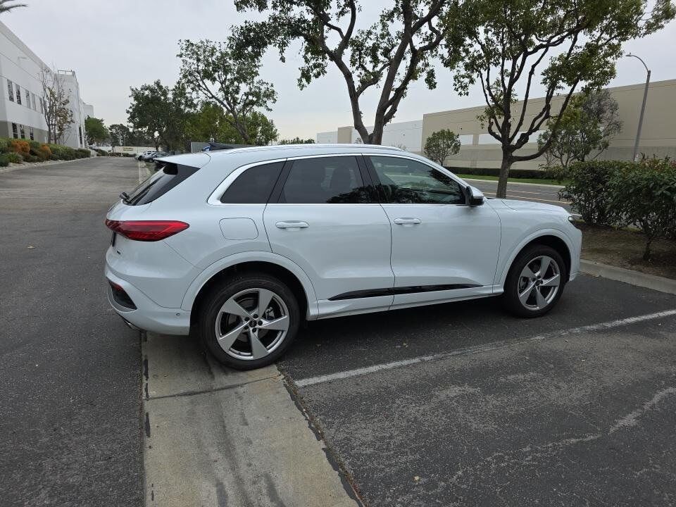 2025 Audi Q5 2.0T Premium Plus quattro Bang &amp; Olufsen Sound Head-Up Display Portland OR