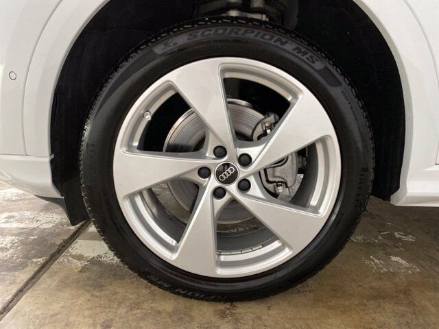 2025 Audi Q5 2.0T Premium Plus quattro Dallas TX