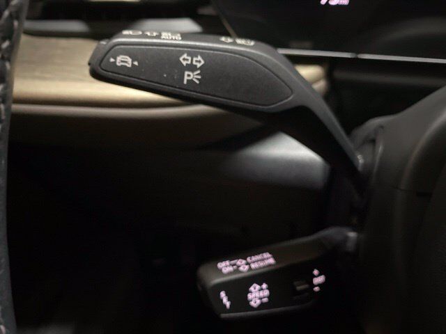 2025 Audi Q5 2.0T Premium Plus quattro Dallas TX