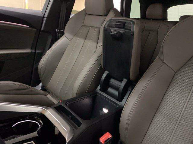 2025 Audi Q5 2.0T Premium Plus quattro Dallas TX