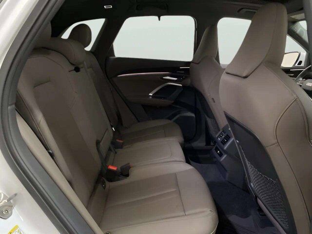 2025 Audi Q5 2.0T Premium Plus quattro Dallas TX