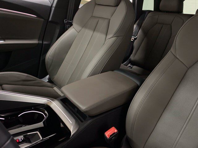 2025 Audi Q5 2.0T Premium Plus quattro Dallas TX