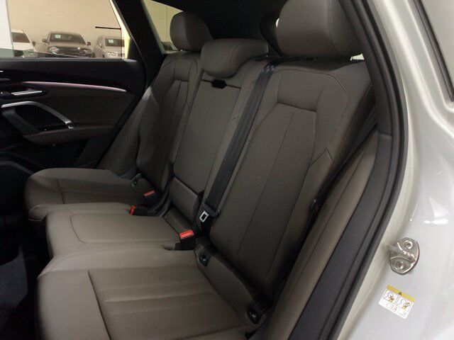 2025 Audi Q5 2.0T Premium Plus quattro Dallas TX